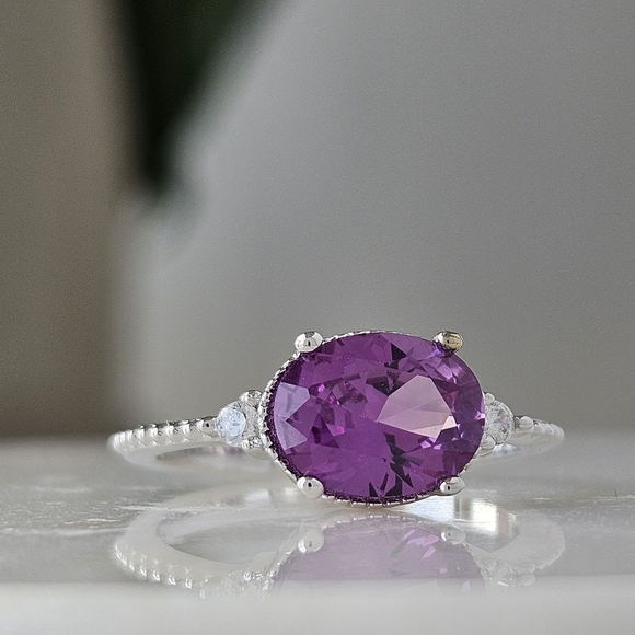 Oval Amethyst gemstone ring, 925 Sterling Silver Charmed Aroma - Picture 3 of 6